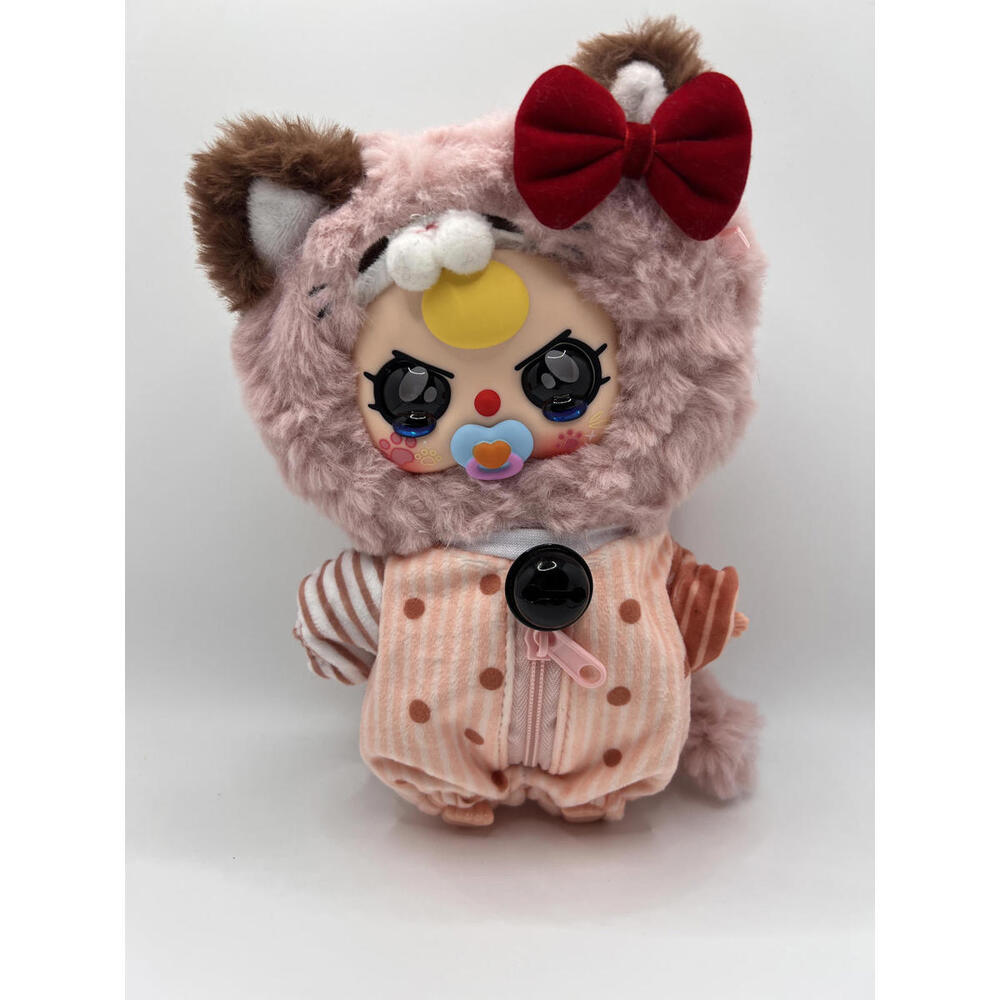 Baby Three Kitten Wardrobe with Paci